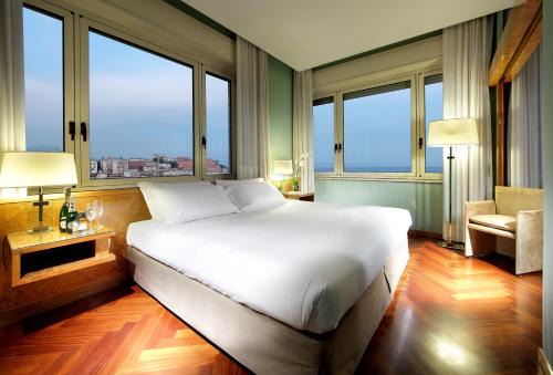 Chiaia Hotel | Exe Majestic