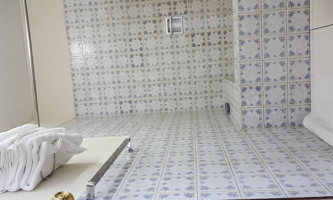 Zona 10 Apartment | Executive Apartment: Business/Airport Area Guatemala City