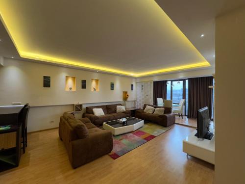Vitan Apartment | Executive Flat by CHR Luxury Property