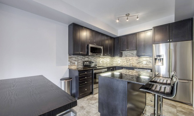 Brampton House | Executive Home - Brampton (Greater Toronto Area)