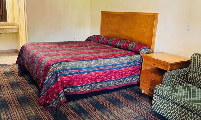 North Chesterfield Hotel | EXECUTIVE INN