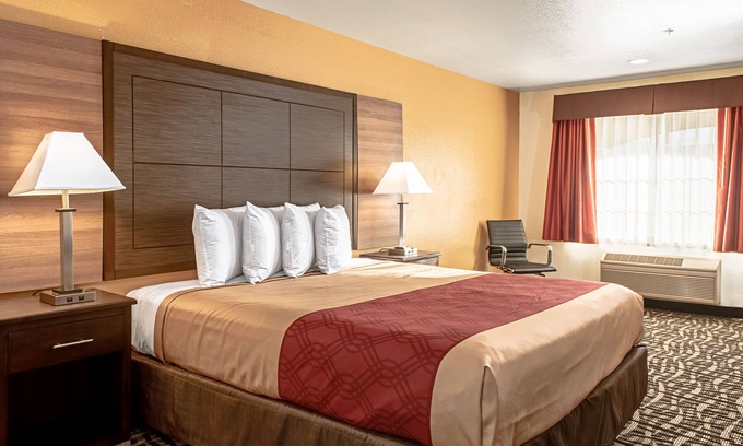 Westley Hotel | Executive Inn