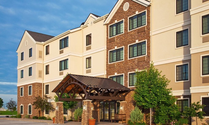 Davenport Apartment | Executive Studio | Free Breakfast, Free Wi-Fi, Indoor Pool