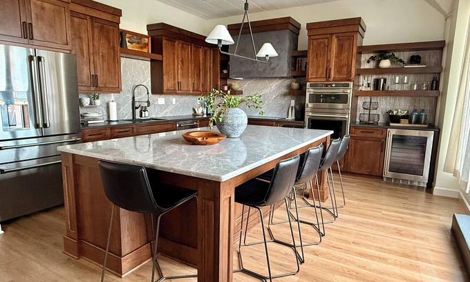 Sandusky Condo | Expansive Bayfront Loft - Prime Cedar Point and Jackson Street Pier Views