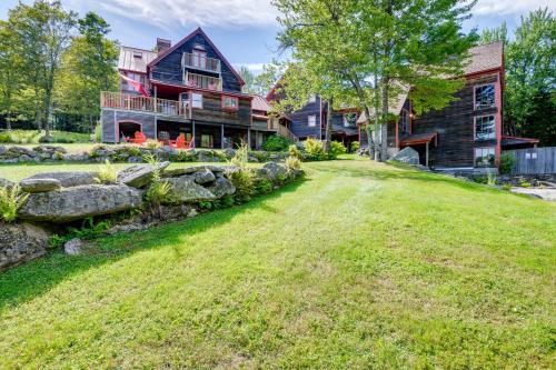 Wilmington House | Expansive Grand Estate 10 Mi to Mt Snow!