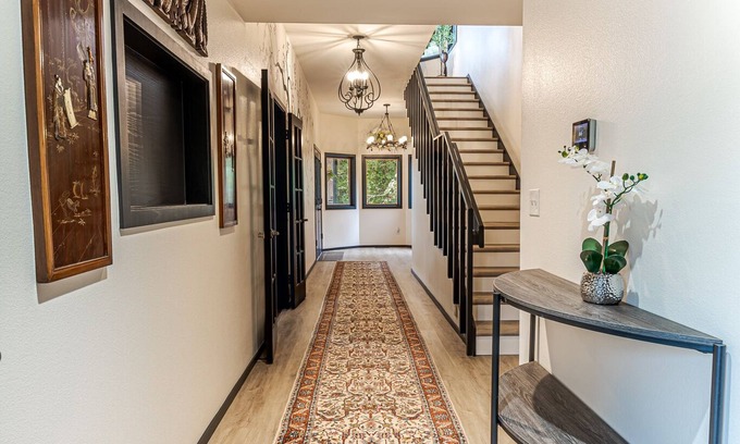 Duvall House | Experience Duvall charm near Evergreen State Fairgrounds