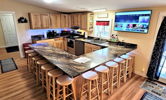 Lake Manuka House | Experience Gaylord charm in our spacious 5-bedroom retreat