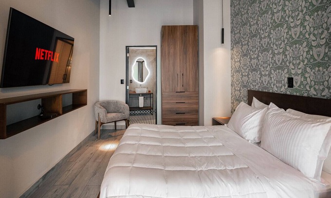 Benito Juarez Apartment | Experience Luxury at Mr. Herold Homes