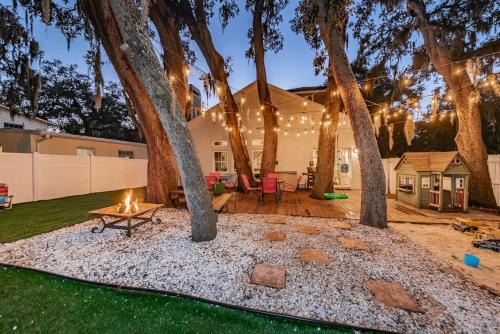 Tarpon Springs Villa | Experience Our Little Bit of Paradise Near Beaches