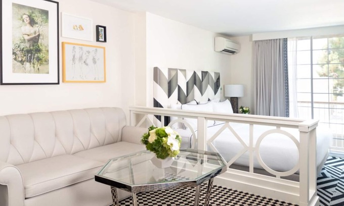 Norma Triangle Hotel | Experience Peaceful and Dazzling Sunset in Modern Suite! 3 Units, Rooftop Pool!