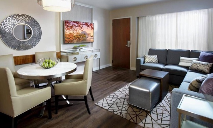 West End House | Experience Soothing Moments & Luxury! Parking, Onsite Pool