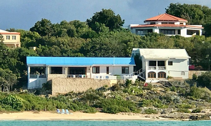 The Valley Villa | Experience The Heart Of The Ocean At Dolphin Villa!