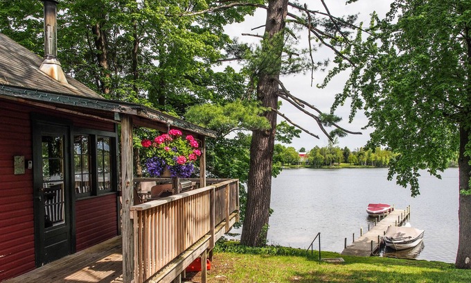 Alden House | Experience Torch Lake