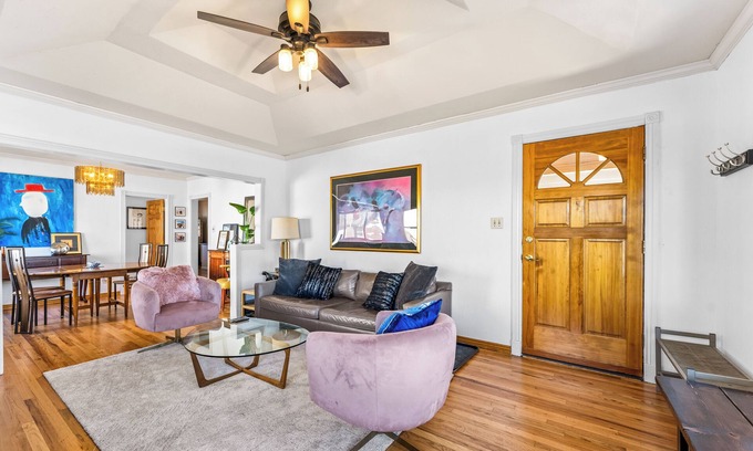 Regis House | Explore CO - Epic Mountain views/central/hot tub