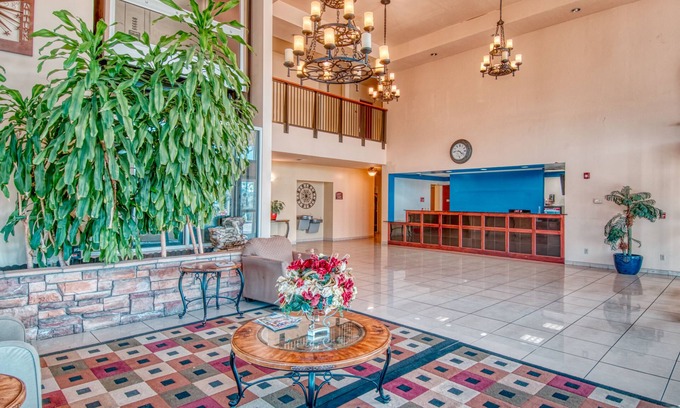 Norman Hotel | Express Inn & Suites