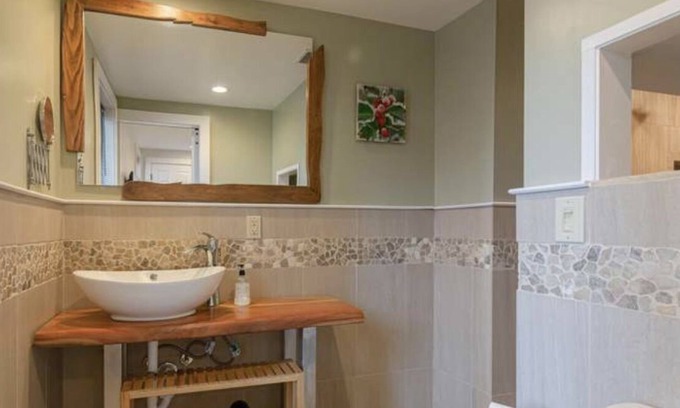 Downtown Wilmington House | EXQUISITE! Urban-Luxury, PARKING on-site, Stunning