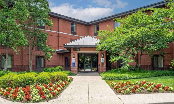 Columbia Hotel | Extended Stay America Select Suites Columbia Gateway Drive