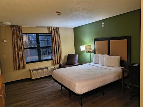 Schaumburg Hotel | Extended Stay America Suites - Chicago - Schaumburg - Convention Center
