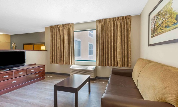 Chantilly Hotel | Extended Stay America Suites Washington DC Chantilly Dulles