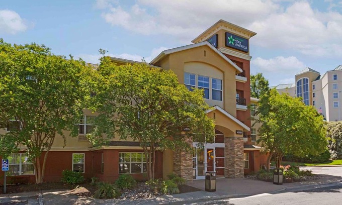 Durham Hotel | Extended Stay America Suites - Raleigh - RTP - 4919 Miami Blvd