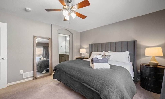 Colorado Springs House | Extended Stay- Theater Room, Workspace, and Grill