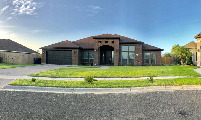 South Side House | Extraordinary Luxury Gorgeous Brand New Home