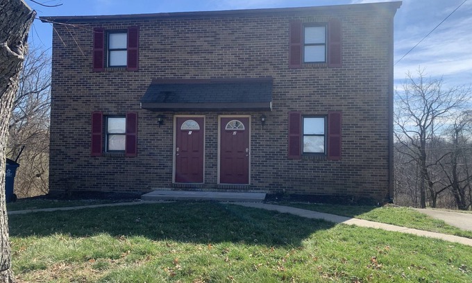 Williamstown Apartment | Ezekiel's Getaway Side 1 - near Ark Encounter with Game room