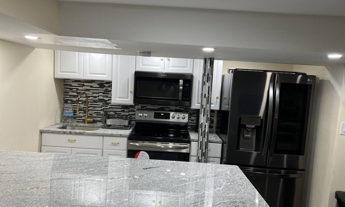 Irvington Apartment | F&S rentals