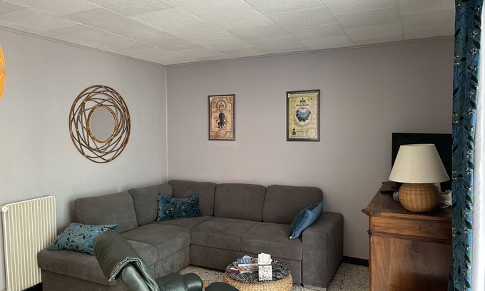 Le Grau-Du-Roi Apartment | F3 APARTMENT WITH GARAGE - SLEEPS 5 QUIET AREA, CLOSE TO THE BEACH