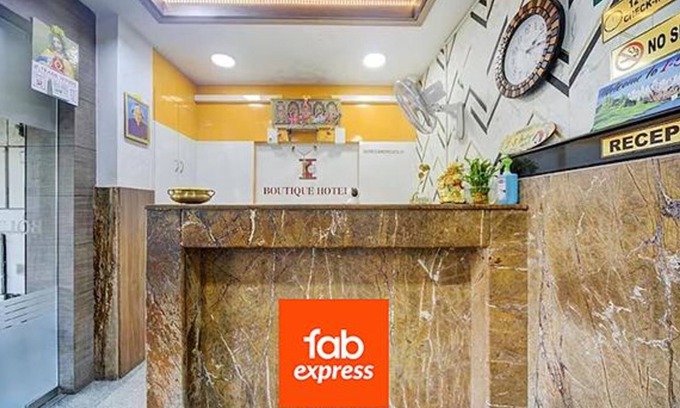 Vadapalani Hotel | Fabexpress I5 Boutique