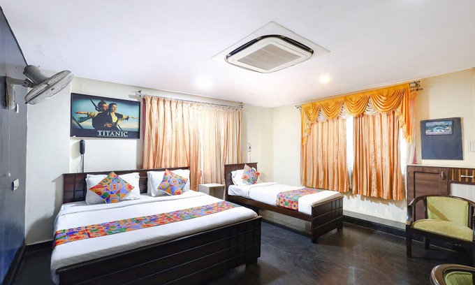 Thoraipakkam Hotel | Fabexpress India Gate