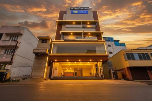 Shivaji Nagar Hotel | FabExpress Sathya Comforts - Nr Commercial Street