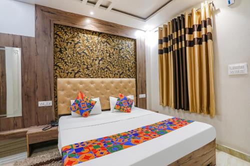 Allahabad Hotel | FabExpress Shri Ram Kashi