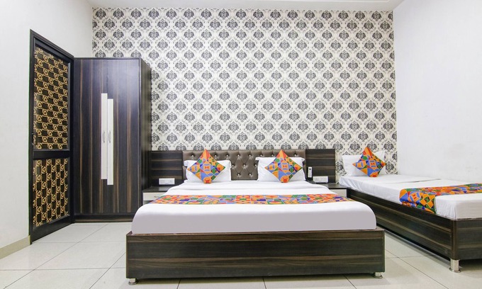 Focal Point Hotel | Fabhotel Ace