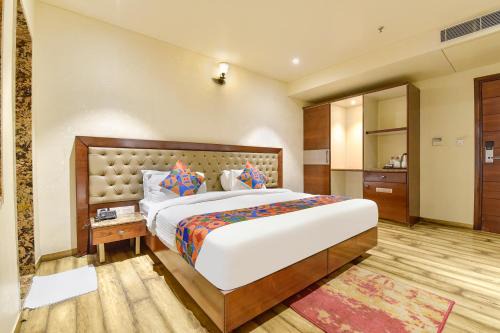 Malviya Nagar Hotel | FabHotel Jaipur Luxe