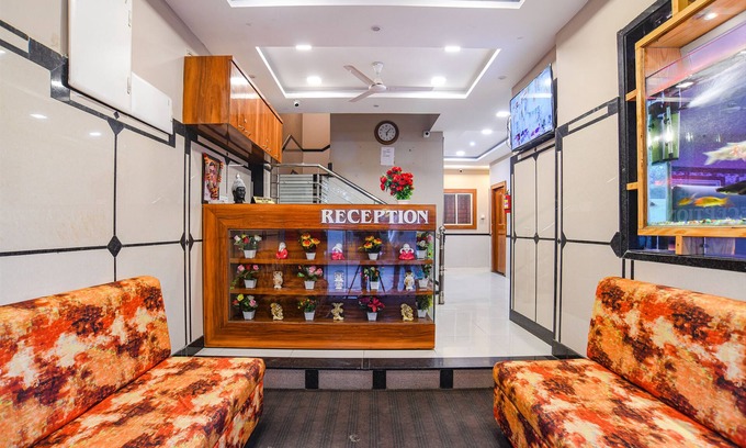 Indore Hotel | Fabhotel Royal Palace