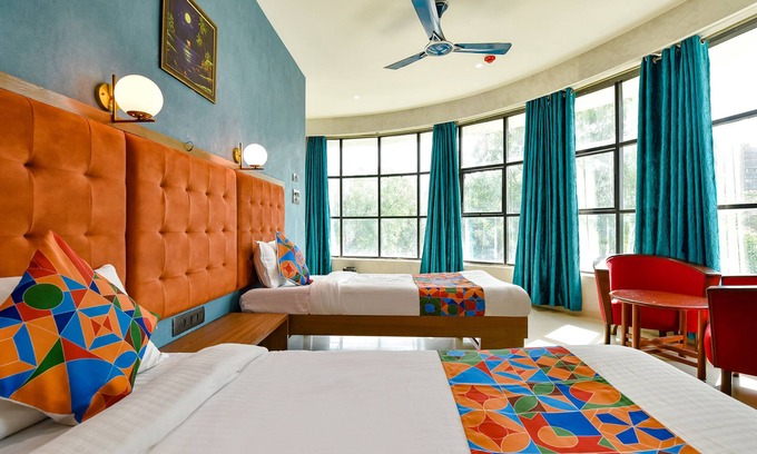 Gandhinagar Hotel | Fabhotel Siddharth Corporate