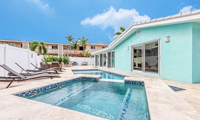 Pompano Beach House | Fabulous Beach House - 1 Block from beach!