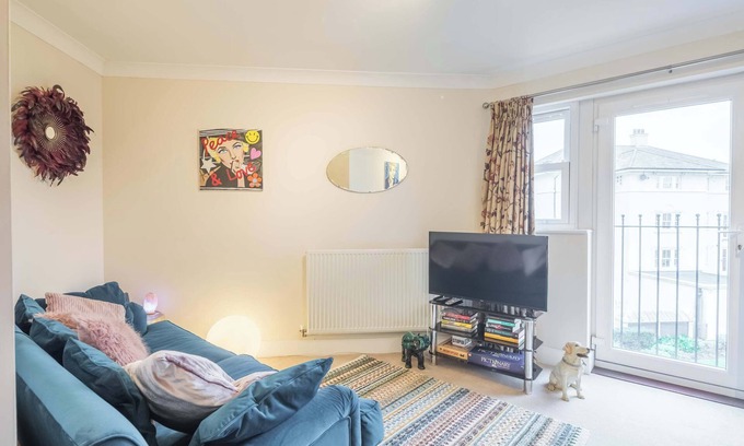 Cambridge Apartment | Fabulous Central 3Bed Apt - With Parking