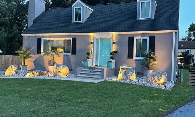 Hampton House | Fabulous Cottage near the Beach