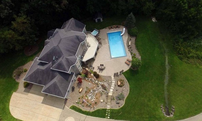 Verona House | Fabulous home backing up to Ice Age Park and Tyrol Basin Skiing