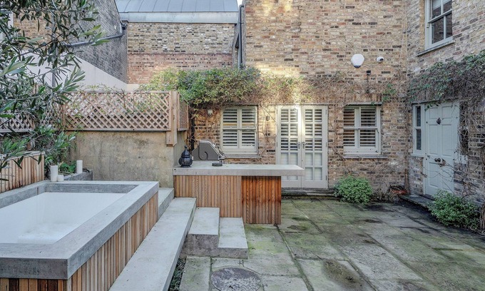 Larkhall House | Fabulous Oasis for unique experience in Clapham