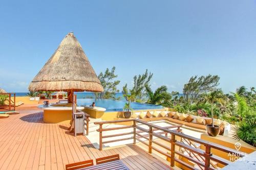 Gonzalo Guerrero Apartment | Fabulous Playa Getaway at 38th and Beach plus 2 Pools Onsite