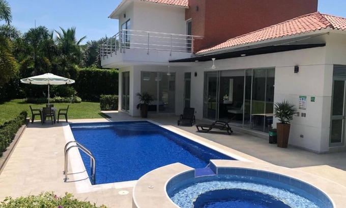 Ricaurte House | Fabulous Resting House in Peñalisa