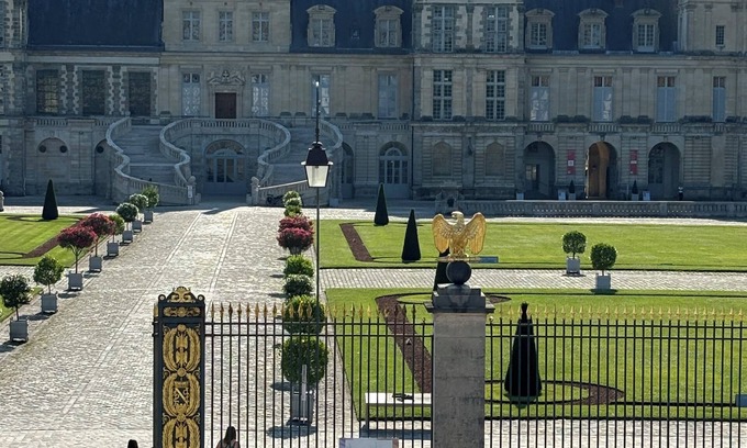 Fontainebleau Apartment | Facing the Château de Fontainebleau, comfortable and elegant apartment