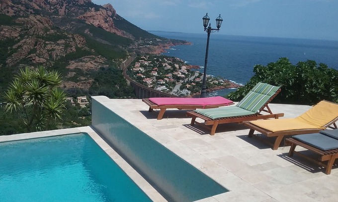 Antheor House | Facing the sea and the Estérel massif, Antheor, town of Saint Raphaël