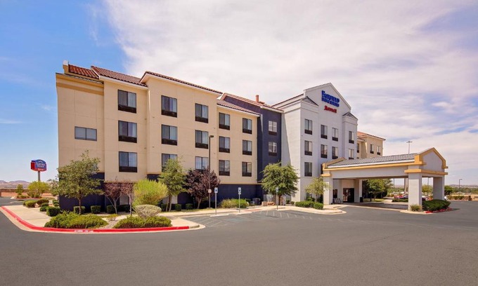 El Paso Hotel | Fairfield Inn and Suites by Marriott El Paso
