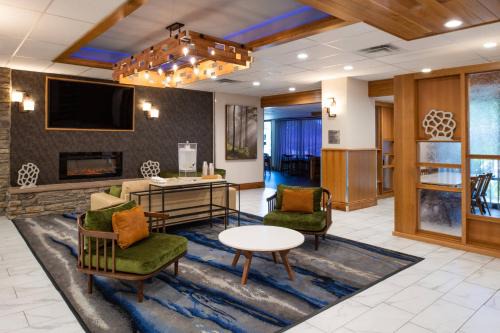 Bakersfield Hotel | Fairfield Inn and Suites by Marriott Bakersfield Central