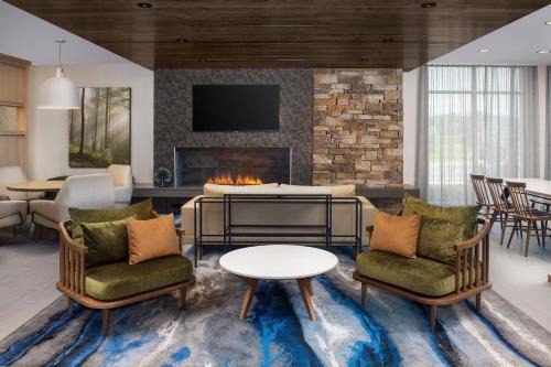 Lenoir City Hotel | Fairfield Inn & Suites by Marriott Knoxville Lenoir City/I-75