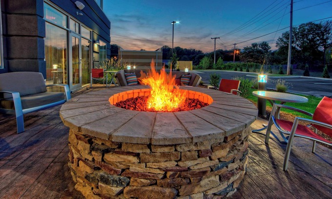 Jackson Hotel | Fairfield Inn & Suites by Marriott Jackson